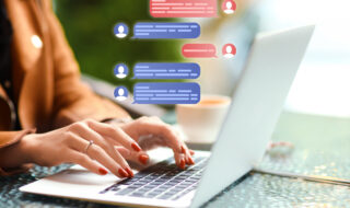 What is Live Chat and Why you need it!